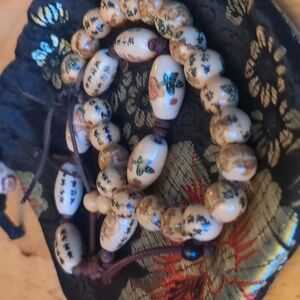 Beaded Bracelet(s) w/Pouch